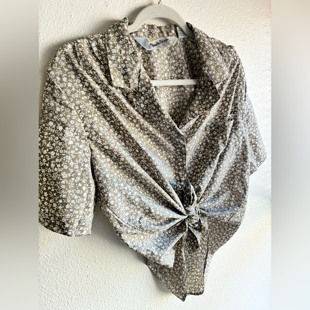 Vintage Diane von Fürstenberg Floral Button-Up Blouse – Size M